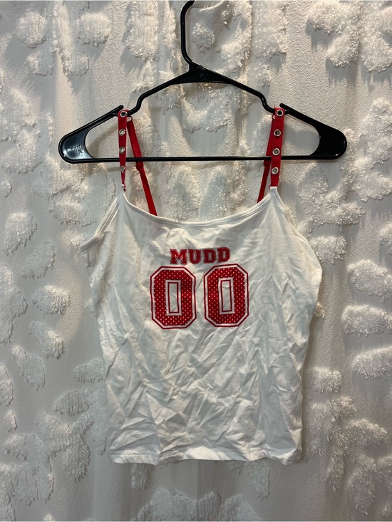 Mudd Tops - Vintage White/red Mudd jersey crop top with red 'Mudd 00' graphic